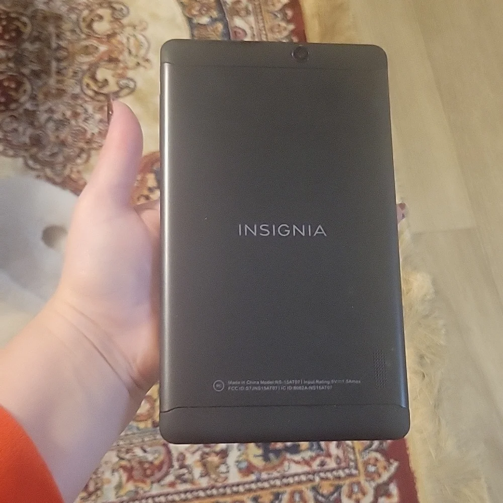 Insignia tablet